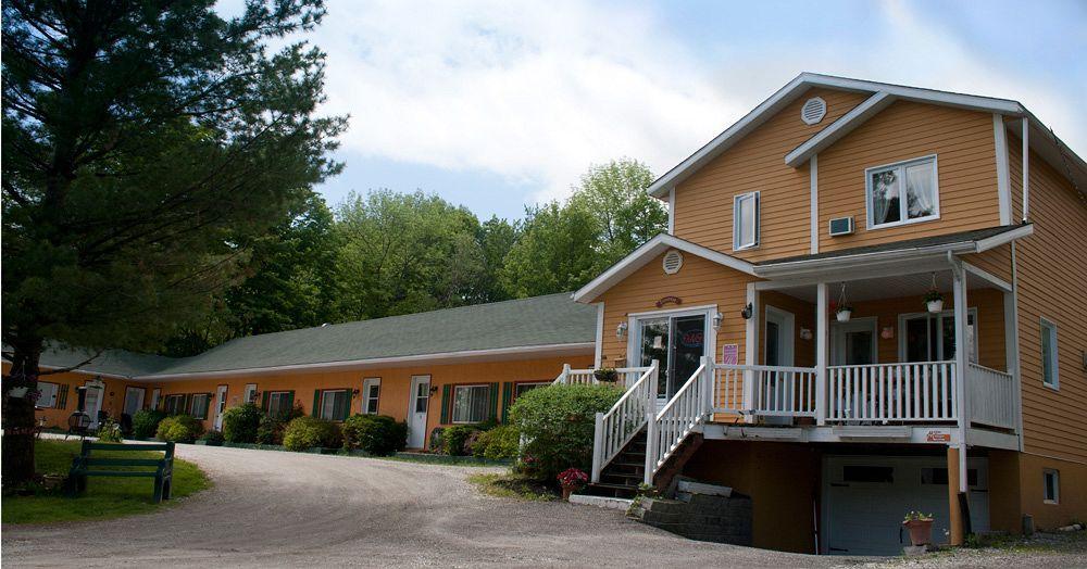 Motel de la montagne Orford Esterno foto